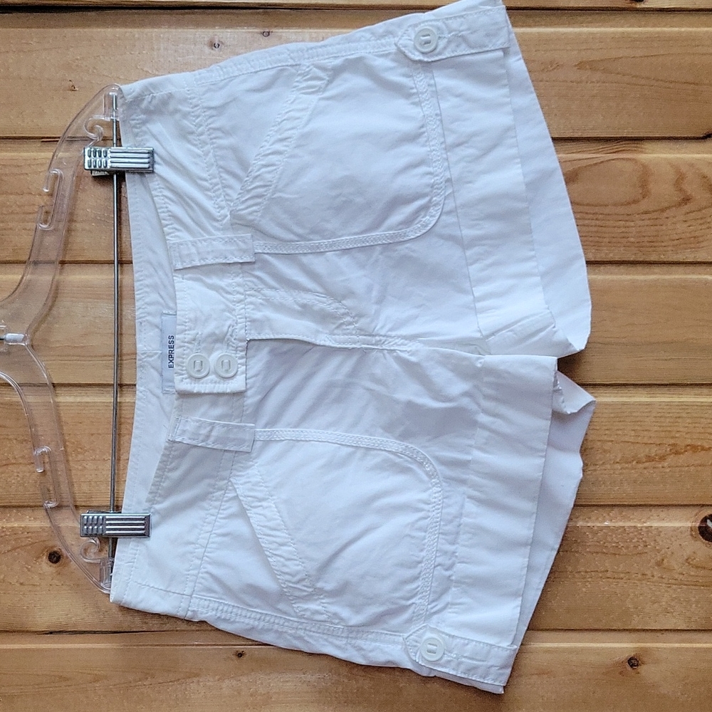 Express Summer Short